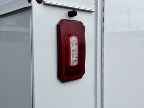 Used 2025 GMC Savana 3500 w/ Power Convenience Package RWD image 14