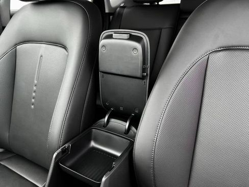 New 2024 Hyundai Kona Limited image 18