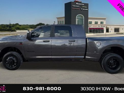 Used 2025 RAM 3500 Laramie AWD/4WD image 6