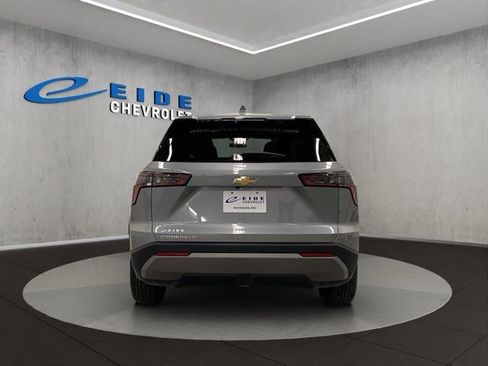 Used 2025 Chevrolet Equinox LT image 4
