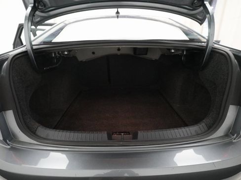 Used 2020 Volkswagen Jetta R-Line w/ R-Line Cold Weather Package image 10