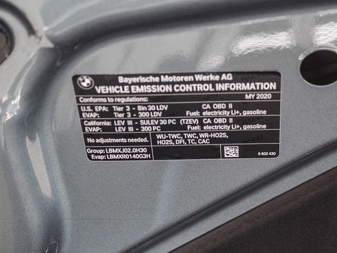 Used 2020 BMW 530e xDrive AWD/4WD image 28