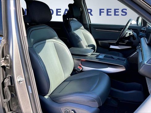 Used 2024 Kia EV9 Light Long Range image 30