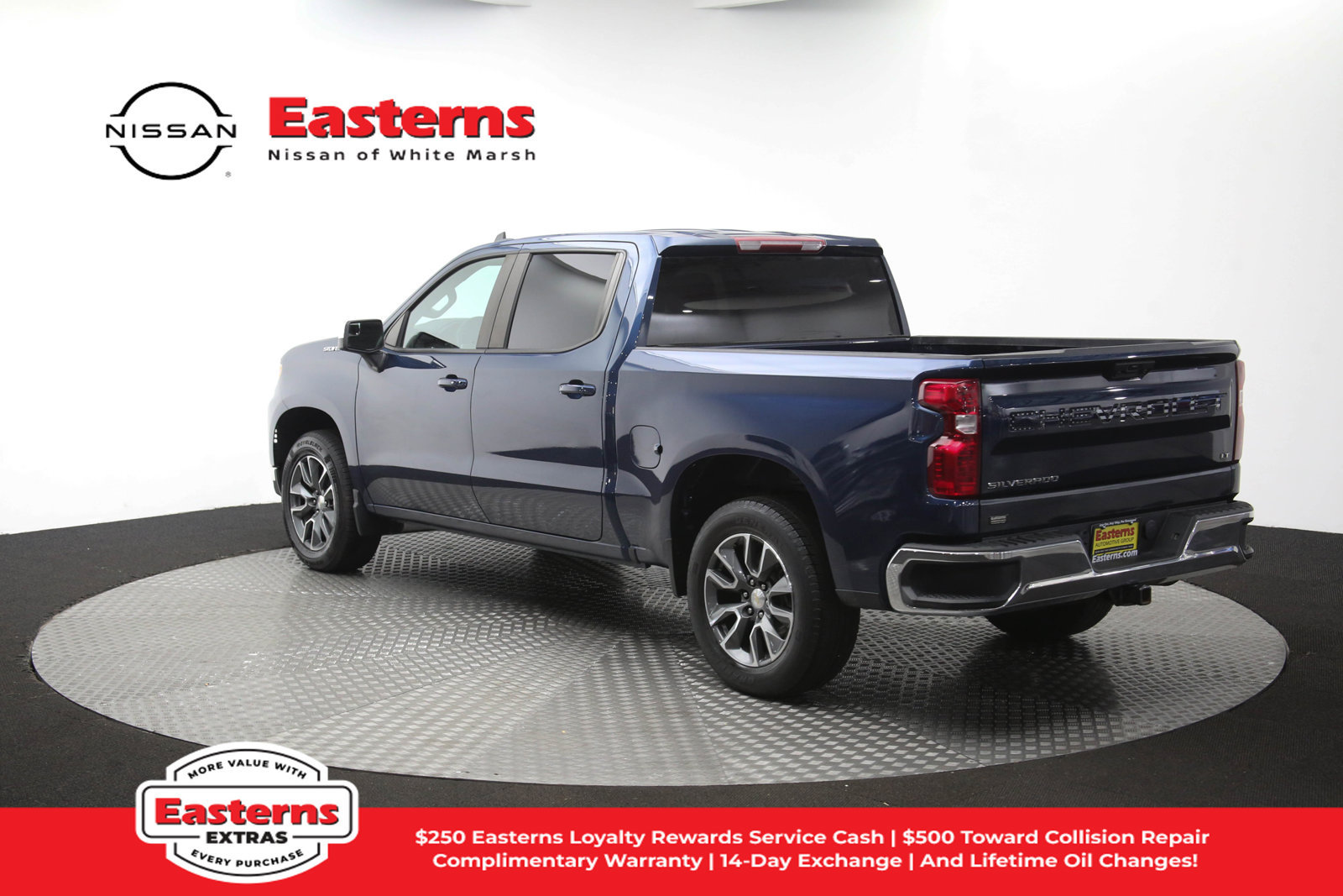 Used 2023 Chevrolet Silverado 1500 LT AWD/4WD image 68