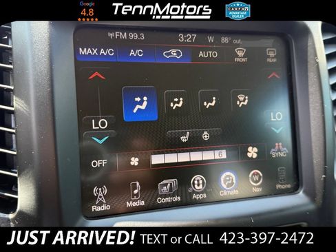 Used 2014 Jeep Cherokee Trailhawk w/ Comfort/Convenience Group AWD/4WD image 18