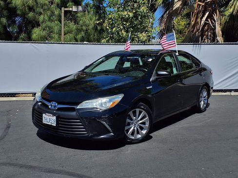 Used 2015 Toyota Camry XLE FWD image 25