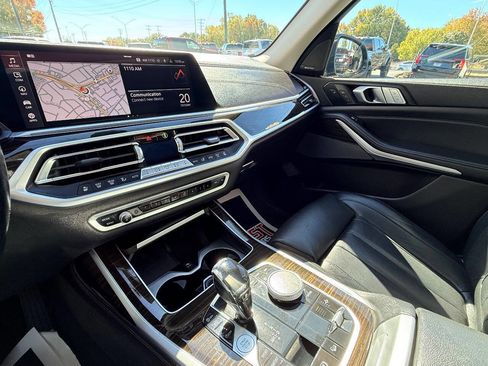 Used 2020 BMW X7 xDrive40i w/ Luxury Seating Package image 25