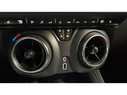 Used 2023 Chevrolet Blazer LT w/ Convenience Package AWD/4WD image 13