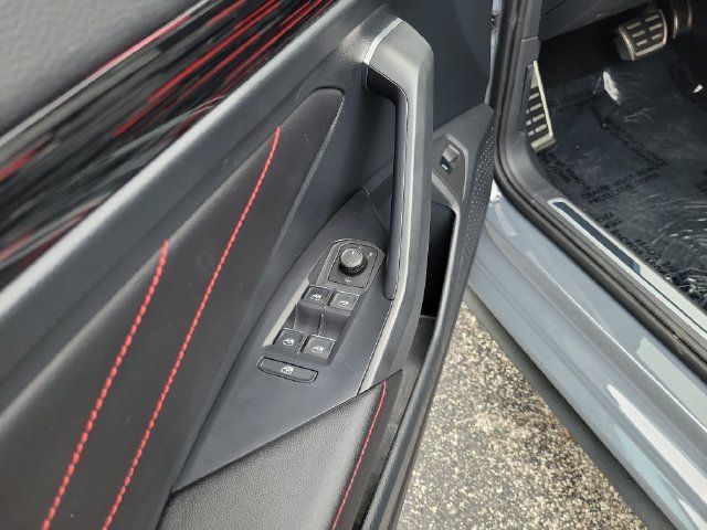 Used 2023 Volkswagen Jetta GLI Autobahn FWD image 14