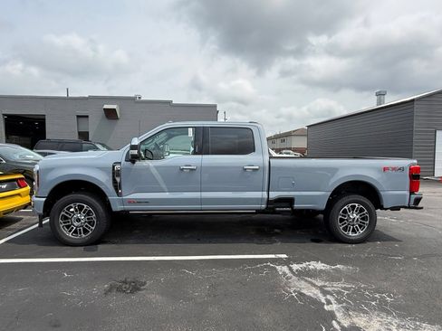 New 2026 Ford F350 Platinum w/ Platinum Plus Package AWD/4WD image 3