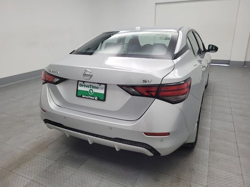 Used 2020 Nissan Sentra SV image 7