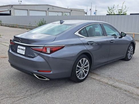 Used 2021 Lexus ES 350 w/ Premium Package FWD image 8