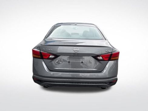 Used 2024 Nissan Altima 2.5 SV w/ SV Premium Package image 6