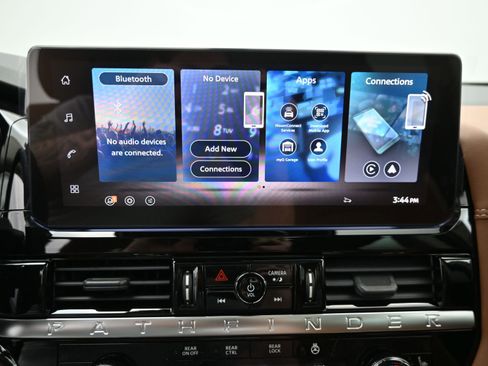 New 2026 Nissan Pathfinder Platinum FWD image 15