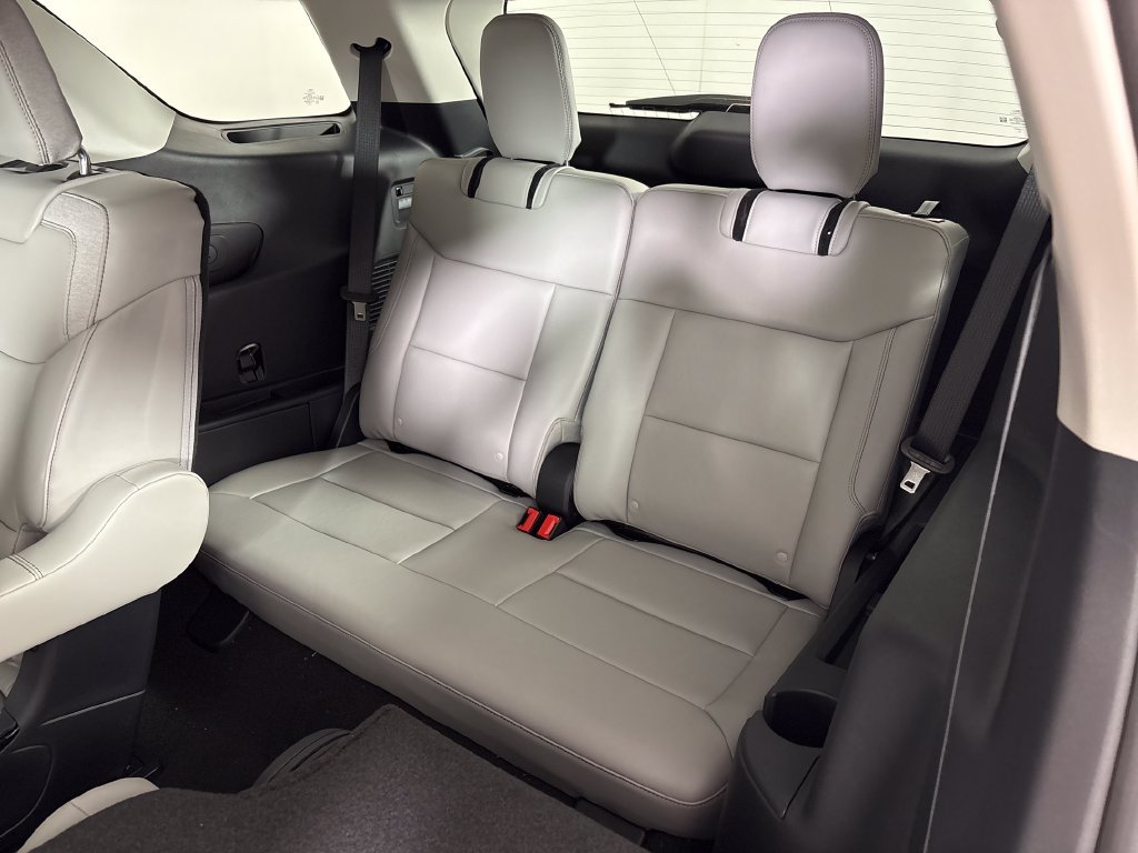 New 2026 Ford Explorer Active w/ Active Comfort Package RWD image 29