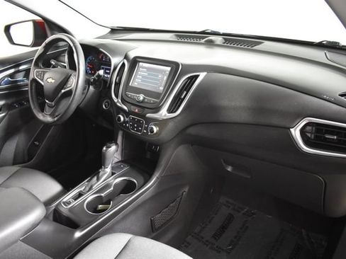 Used 2018 Chevrolet Equinox LT AWD/4WD image 34