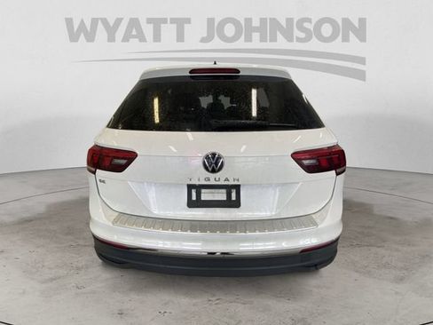 Used 2023 Volkswagen Tiguan SE FWD image 8
