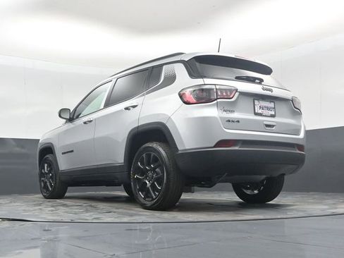 New 2026 Jeep Compass Latitude AWD/4WD image 42