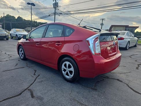 Used 2014 Toyota Prius Two FWD image 8