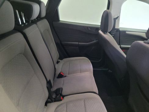 Used 2022 Ford Escape SE FWD image 19