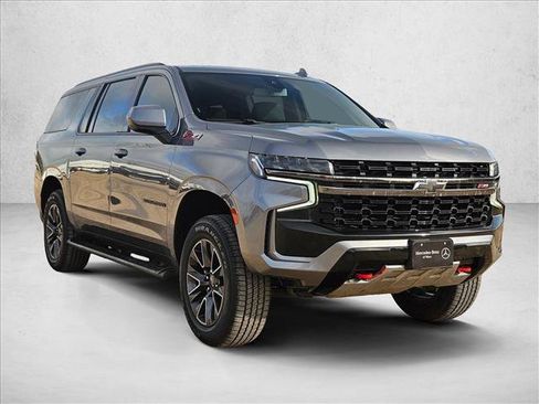 Used 2021 Chevrolet Suburban Z71 AWD/4WD image 3