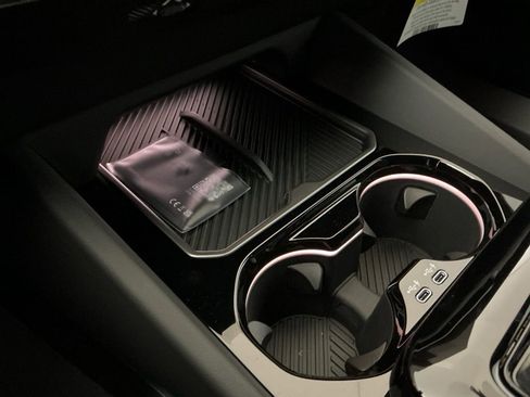 New 2026 BMW 530i w/ M Sport Package RWD image 11