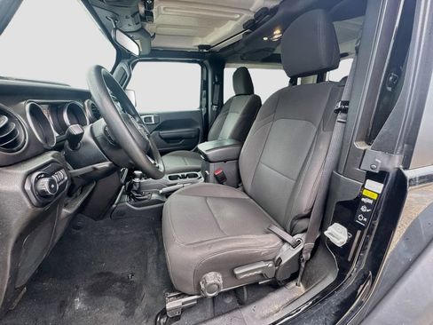 Used 2022 Jeep Wrangler Sport AWD/4WD image 22