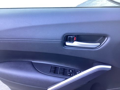 Certified 2023 Toyota Corolla Cross XLE w/ Convenience Package image 29