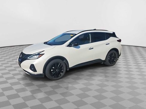 Used 2024 Nissan Murano SV w/ SV Midnight Edition Package FWD image 4