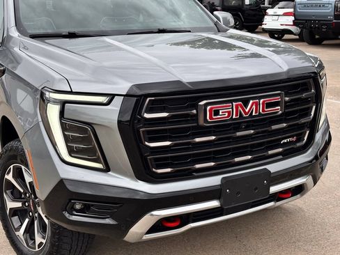Used 2025 GMC Yukon AT4 Ultimate w/ LPO, Floor Liner Package AWD/4WD image 2