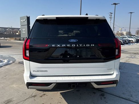 Used 2025 Ford Expedition Max Platinum image 5