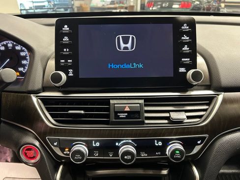 Used 2018 Honda Accord EX-L image 16