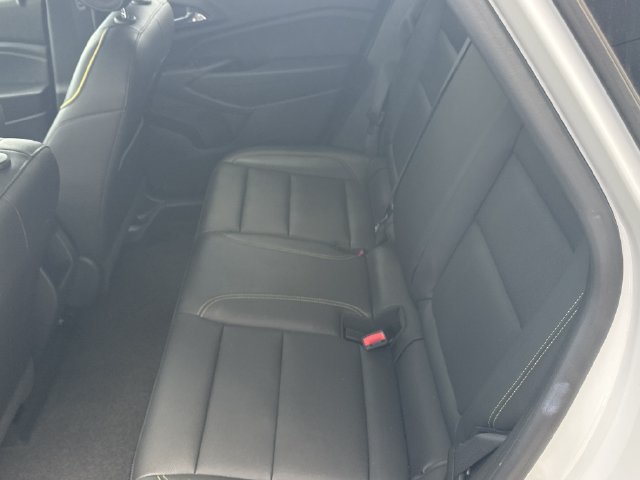 Used 2025 Chevrolet Trax ACTIV w/ Sunroof Package FWD image 14