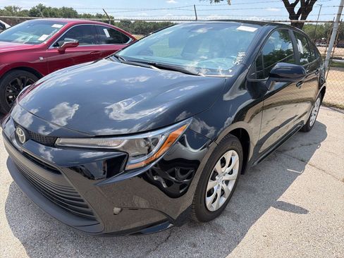Used 2026 Toyota Corolla LE FWD image 1