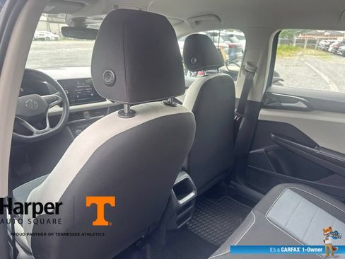 Used 2025 Volkswagen Taos S FWD image 11