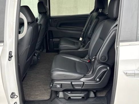 Used 2024 Honda Odyssey EX-L image 11