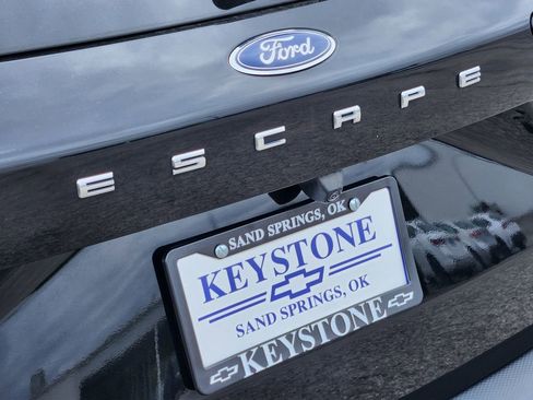 Used 2023 Ford Escape Active w/ Cold Weather Package image 11