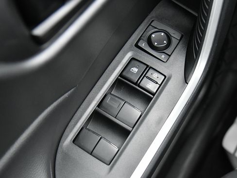 Used 2023 Toyota RAV4 LE image 32