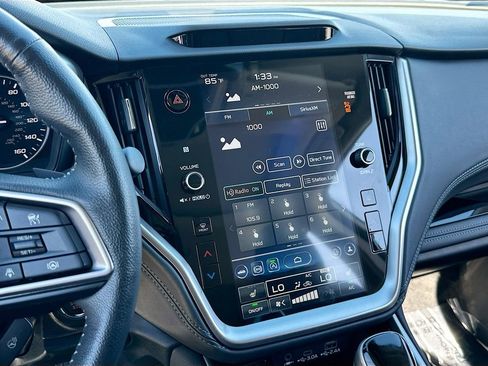 Used 2023 Subaru Outback Limited image 15