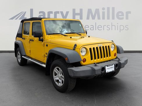 Used 2009 Jeep Wrangler Unlimited X AWD/4WD image 8