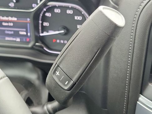 Used 2022 GMC Sierra 2500 SLE w/ SLE Value Package; AWD/4WD image 14