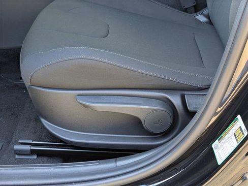 New 2026 Hyundai Elantra Sport FWD image 4