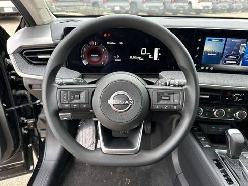 New 2026 Nissan Kicks S FWD image 21