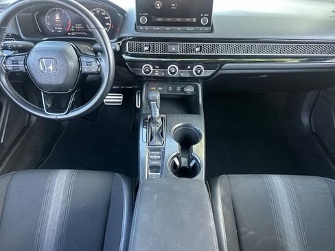 Used 2025 Honda Civic Sport image 12