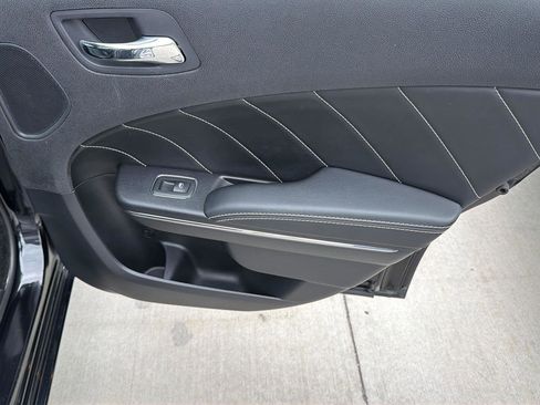 Used 2012 Dodge Charger R/T RWD image 26