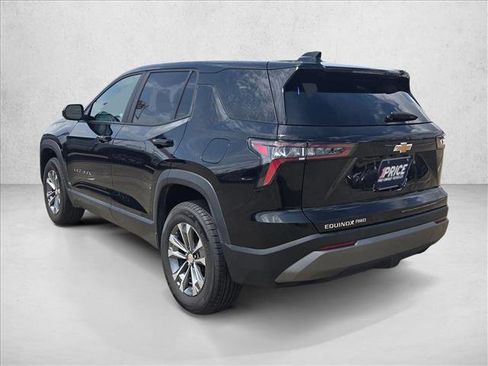 Used 2025 Chevrolet Equinox LT image 7