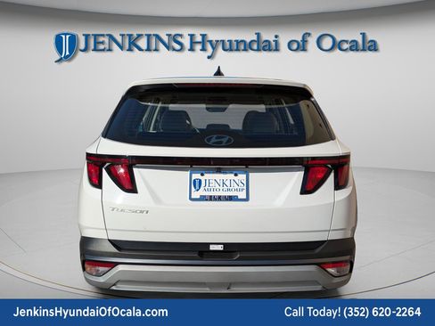 New 2026 Hyundai Tucson SE image 5