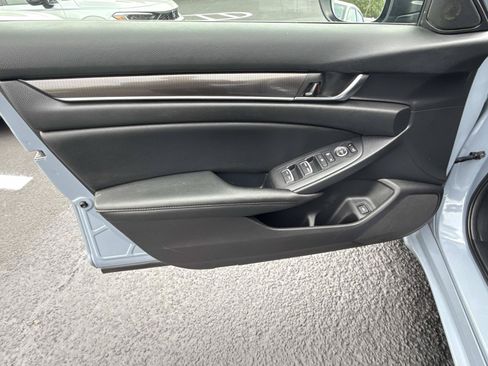 Used 2022 Honda Accord Sport image 17