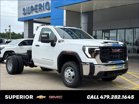 New 2026 GMC Sierra 3500 Pro w/ Convenience Package AWD/4WD image 1