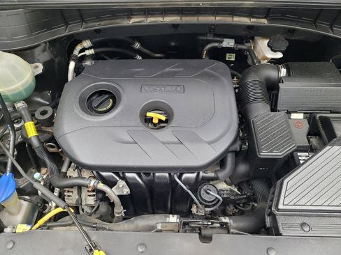 Used 2018 Hyundai Tucson SE AWD/4WD image 30